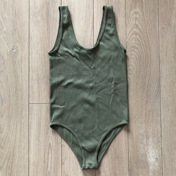 Zara Olive Green Ribbed Bodysuit Size M-L - Picture 1 of 8